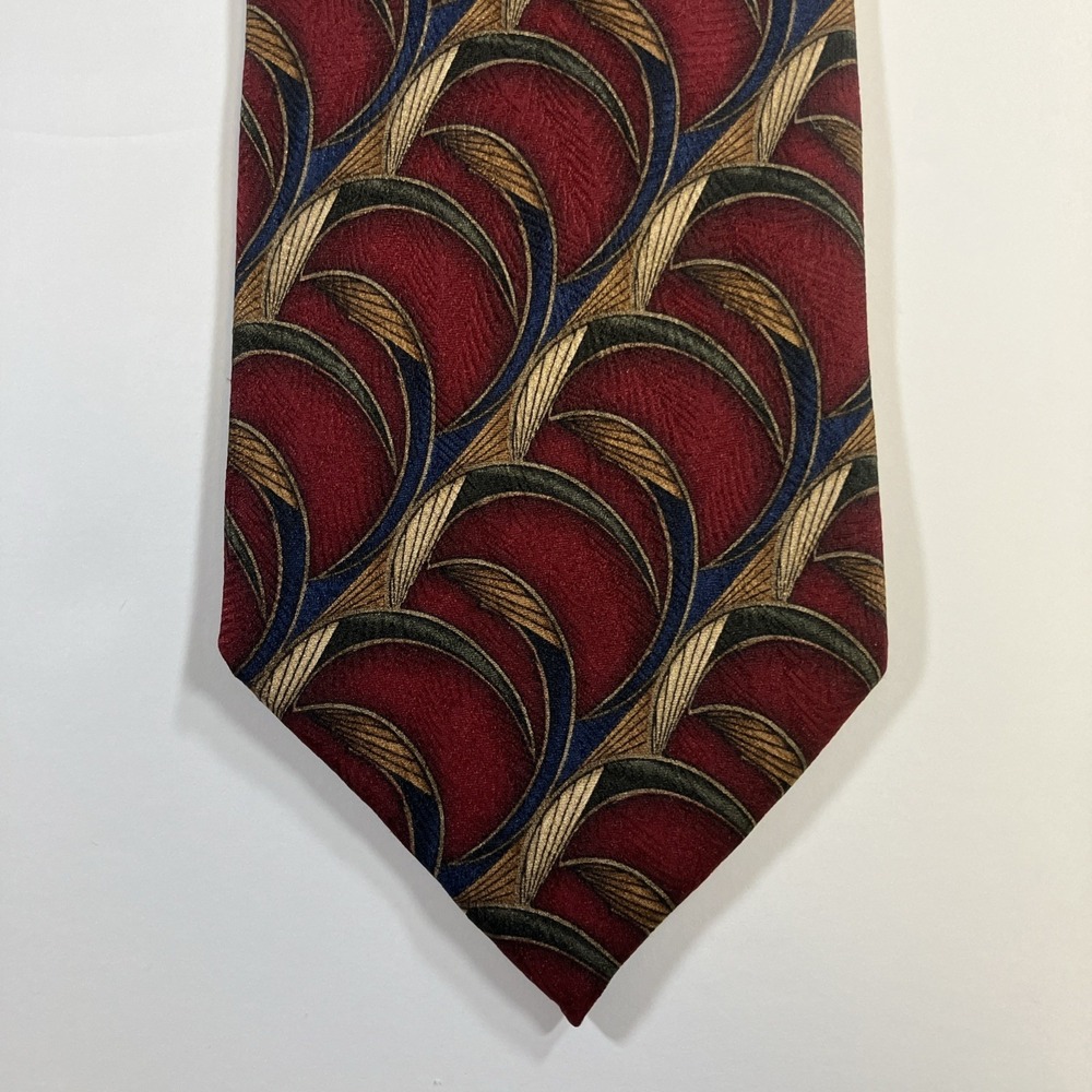 JZ RICHARDS Black Red Art Deco Fan Scalloped‎ Geometric Pattern Tie 63"